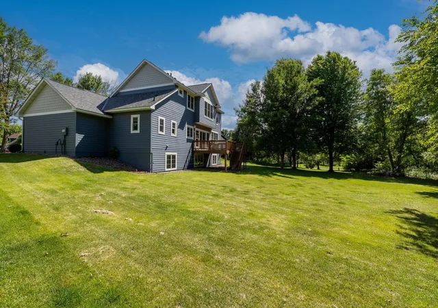 41st image of 2362 Fieldstone Curv, Saint Paul, MN 55129 | MLS# 7109542