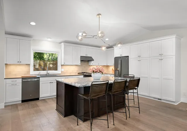 Photo 1 of Single family home for sale at 7204 Glouchester Dr, Minneapolis, MN 55435 | MLS# 7109550 | Listing updated on 2026-10-08