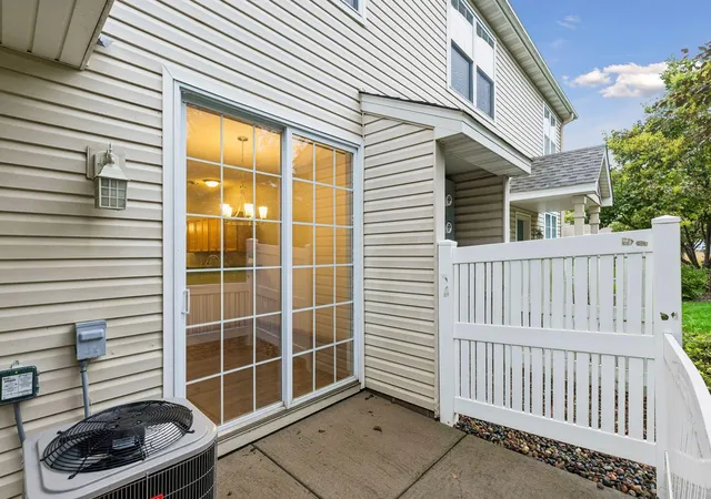 Photo 3 of Single family home for sale at 9285 Holly Ln N, Maple Grove, MN 55311 | MLS# 7109568 | Listing updated on 2026-09-18