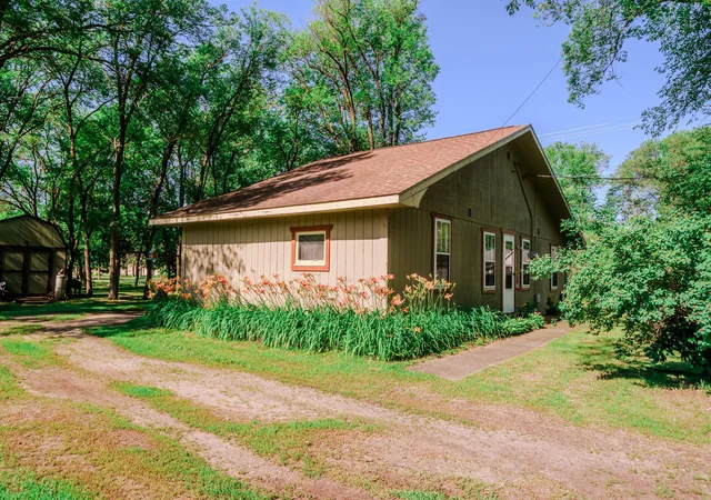 2nd image of 410 Snell Ave, Pine River, MN 56474 | MLS# 7109574