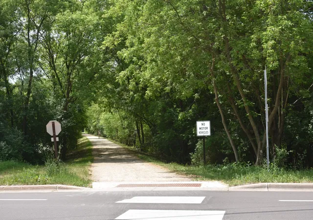Photo 4 of Land for sale at 5500 Rowland Rd, Hopkins, MN 55343 | MLS# 7109598 | Listing updated on 2026-07-14