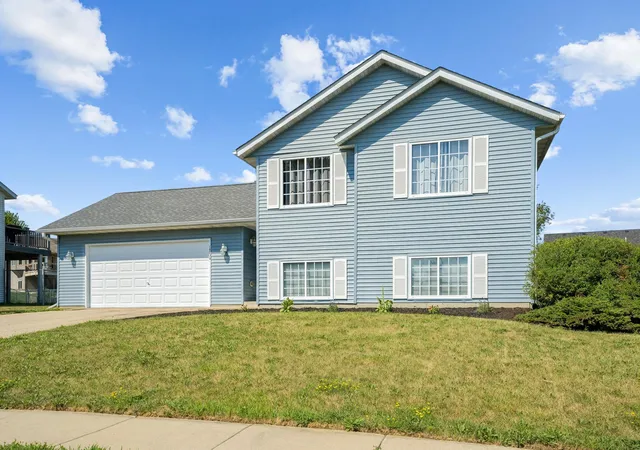 Photo 1 of Sale Pending at 1270 Pine Ridge Dr Ne, Pine Island, MN 55963 | MLS# 7109641 | Listing updated on 2026-08-25