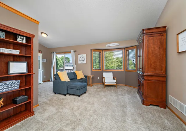 Photo 3 of Single family home for sale at 10720 57th Street Ne, Albertville, MN 55301 | MLS# 7109658 | Listing updated on 2026-10-06