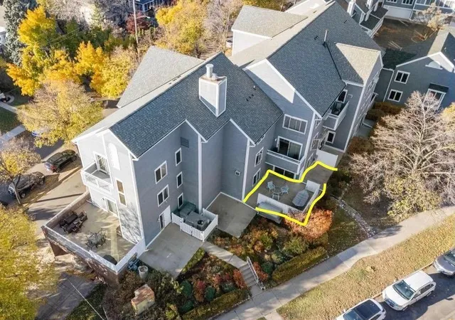 Listing Photo 4 - Condo for sale in building located at 4221 Upton Ave S, Minneapolis, MN 55410 - Unit #102