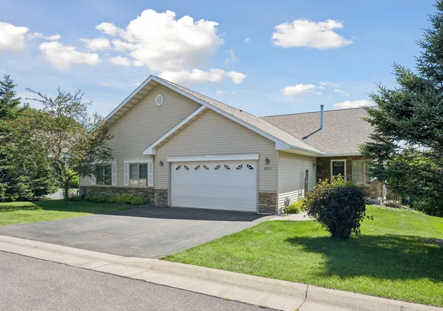 1st image of 3713 Keene Crk Ln, Duluth, MN 55811 | MLS# 7109699