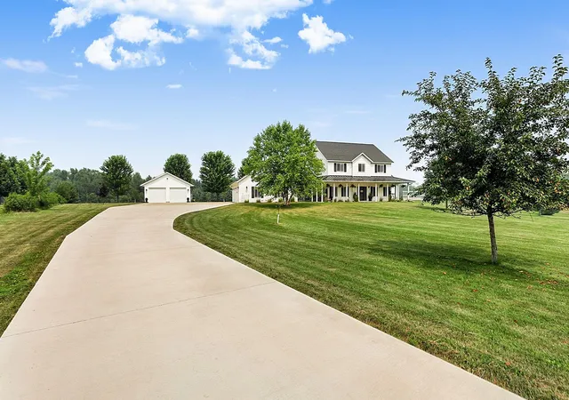 3rd image of 6413 Moonlight Ln, Sartell, MN 56377 | MLS# 7109701