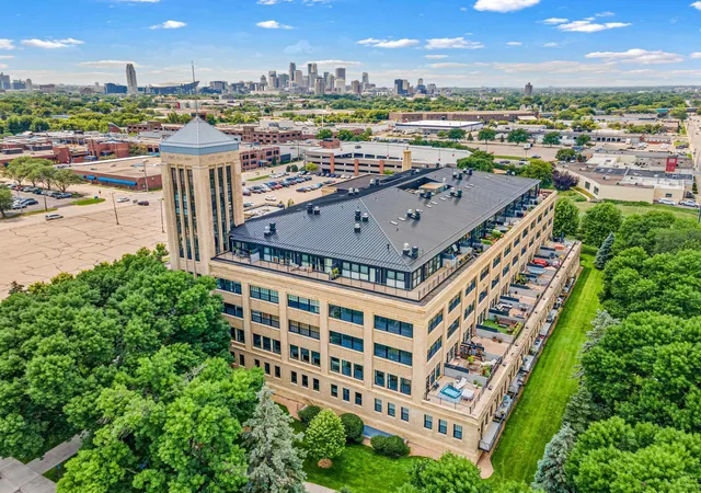 Listing Photo 5 - Condo for sale in building located at 730 Stinson Blvd, Minneapolis, MN 55413 - Unit #114