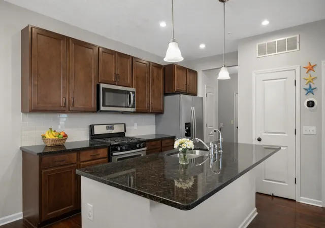 Photo 4 of Single family home for sale at 6999 Archer Pl, Inver Grove Heights, MN 55077 | MLS# 7109722 | Listing updated on 2026-07-18