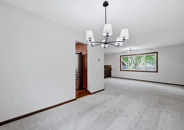 4th image of 14308 Wedgeway Ct, Eden Prairie, MN 55346 | MLS# 7109739