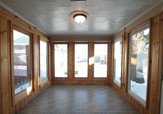 Photo 3 of Multi family home for sale at 418 11th Avenue Se, Rochester, MN 55904 | MLS# 7109746 | Listing updated on 2026-08-22