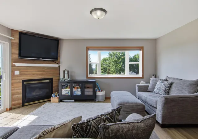 5th image of N4904 572Nd St, Menomonie, WI 54751 | MLS# 7109757