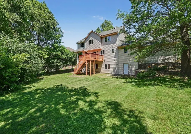 Photo 4 of Single family home for sale at 3850 Jamestown Curv, Saint Paul, MN 55129 | MLS# 7109758 | Listing updated on 2026-08-28