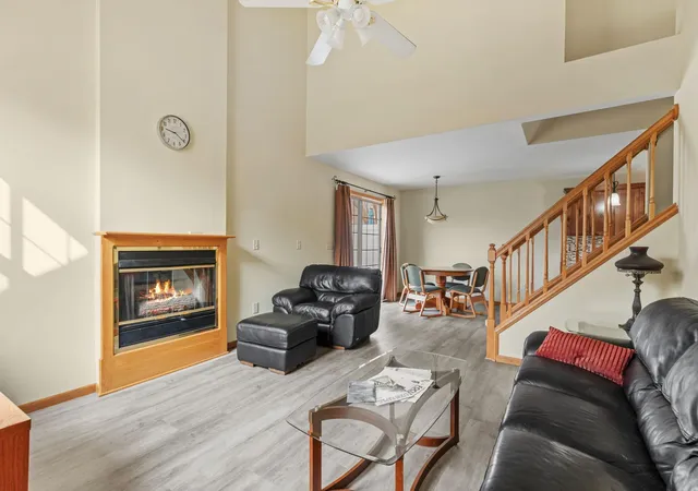 4th image of 611 85Th Ln Nw #5, Minneapolis, MN 55433 | MLS# 7109776