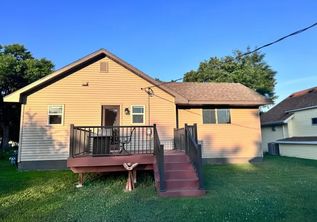 Photo 17 of Sale Pending at 211 Western Ave N, Brooten, MN 56316 | MLS# 7109817 | Listing updated on 2026-10-08