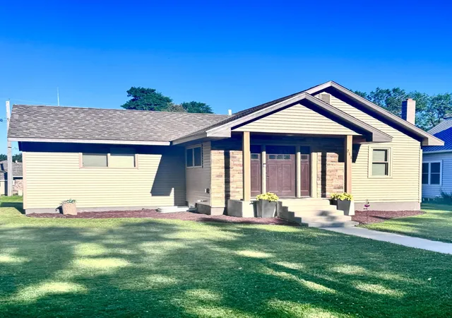 Photo 1 of Sale Pending at 211 Western Ave N, Brooten, MN 56316 | MLS# 7109817 | Listing updated on 2026-10-08