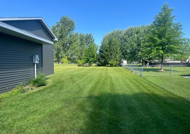 5th image of 1300 Honeysuckle Ln Se, Cambridge, MN 55008 | MLS# 7109820