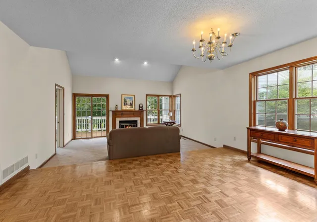Photo 4 of Single family home for sale at 1270 Birch Pond Trl, White Bear Twp, MN 55110 | MLS# 7109821 | Listing updated on 2026-10-27
