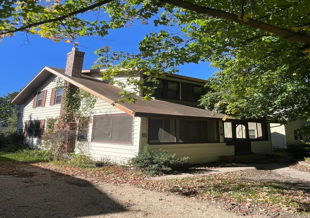 Photo 1 of Single family home for sale at 719 N Union Ave, Fergus Falls, MN 56537 | MLS# 7109847 | Listing updated on 2026-10-12