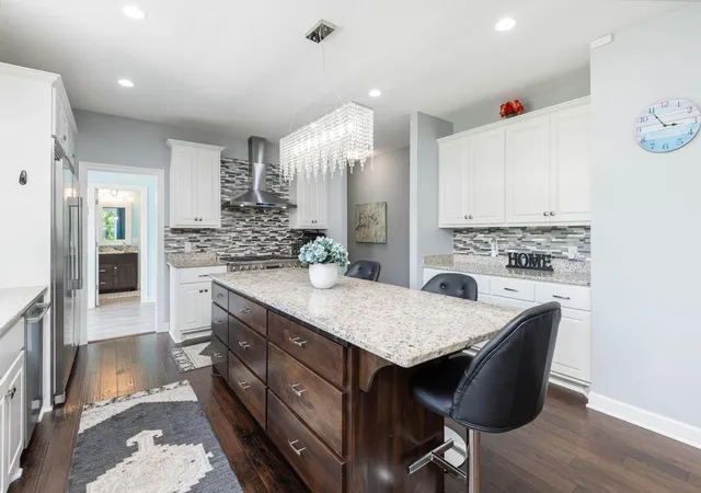 Photo 3 of Sale Pending at 4650 Vinewood Ln N, Minneapolis, MN 55442 | MLS# 7109849 | Listing updated on 2026-07-20