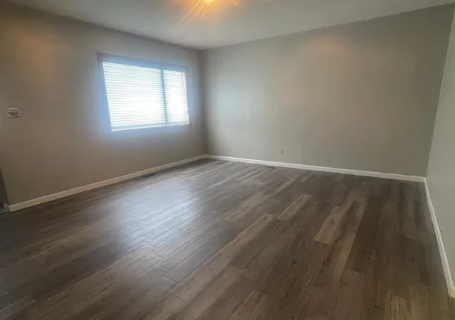 Photo 3 of Single family home for sale at 117 W Maple St, Marshall, MN 56258 | MLS# 7109851 | Listing updated on 2026-08-07