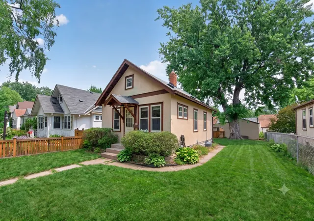 Photo 3 of Sale Pending at 5521 37th Avenue S, Minneapolis, MN 55417 | MLS# 7109856 | Listing updated on 2026-09-22