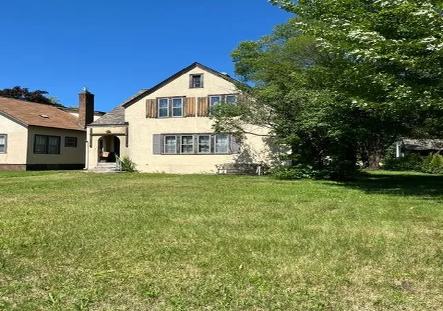 Photo 4 of Single family home for sale at 504 Riverside Dr SE, Saint Cloud, MN 56304 | MLS# 7109861 | Listing updated on 2026-08-05