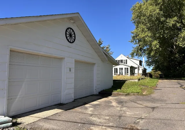 Photo 1 of Single family home for sale at 240 Washington St, Holdingford, MN 56340 | MLS# 7109865 | Listing updated on 2026-10-02