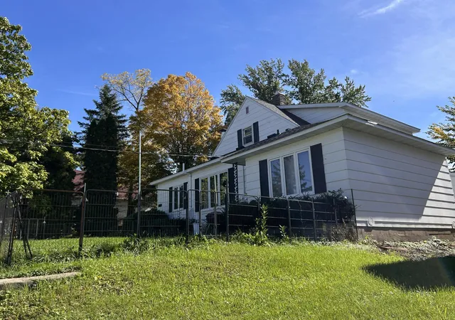 Photo 37 of Single family home for sale at 240 Washington St, Holdingford, MN 56340 | MLS# 7109865 | Listing updated on 2026-10-02