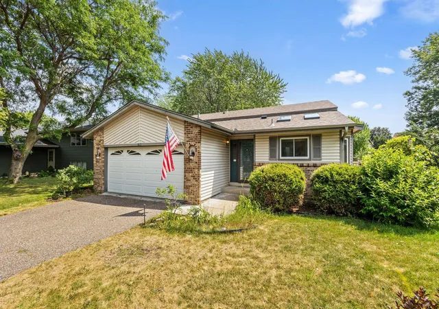 Photo 1 of Sale Pending at 8064 Lower 147th St W, Saint Paul, MN 55124 | MLS# 7109873 | Listing updated on 2026-08-17
