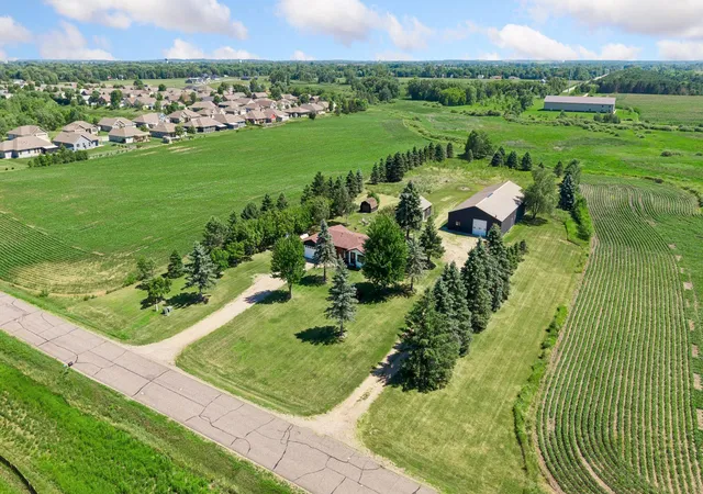 2nd image of 7385 322nd St, Saint Joseph, MN 56374 | MLS# 7109875