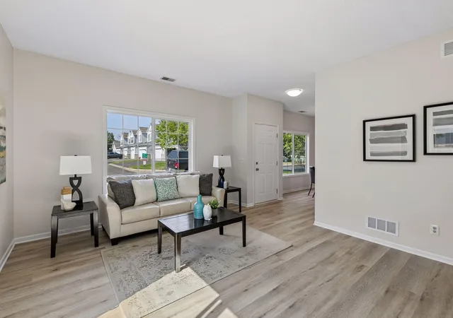 5th image of 1336 Yorkshire Ln, Shakopee, MN 55379 | MLS# 7109891