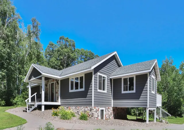 Photo 1 of Single family home for sale at 1040 Big Bear Trl Sw, Brainerd, MN 56401 | MLS# 7109914 | Listing updated on 2026-08-07