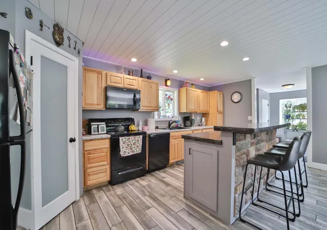 Photo 3 of Single family home for sale at 1040 Big Bear Trl SW, Brainerd, MN 56401 | MLS# 7109914 | Listing updated on 2026-08-07