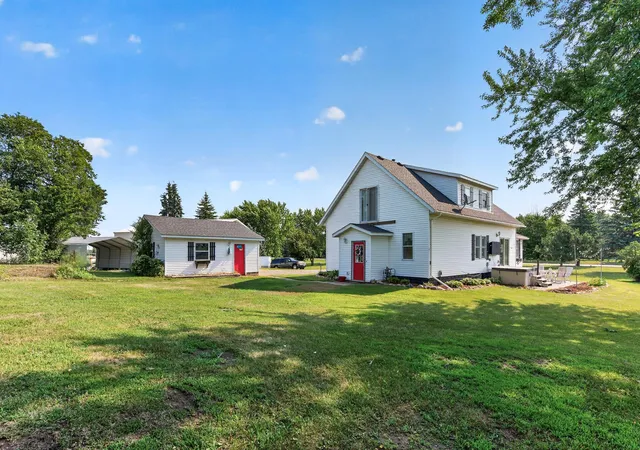 28th image of 9711 Ireland Ave Nw, Annandale, MN 55302 | MLS# 7109952
