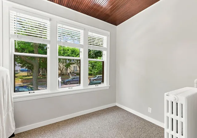 Listing Photo 5 - Condo for sale in building located at 2729 Colfax Ave S, Minneapolis, MN 55408