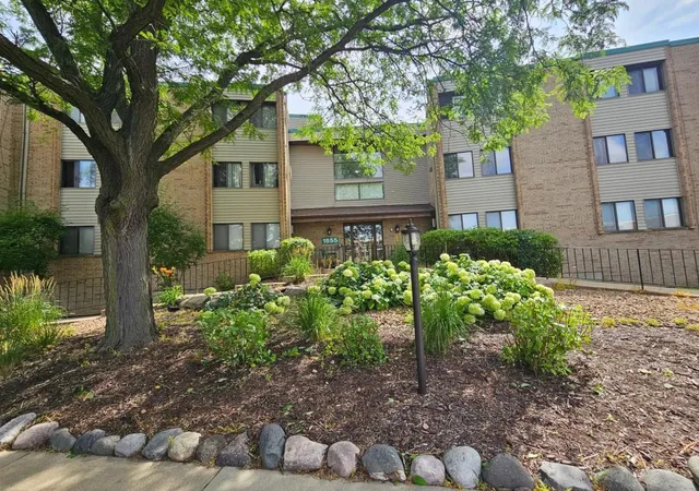 Photo 1 of Condo for sale at 1855 Silver Bell Rd #314, Saint Paul, MN 55122 | MLS# 7109978 | Listing updated on 2026-08-28