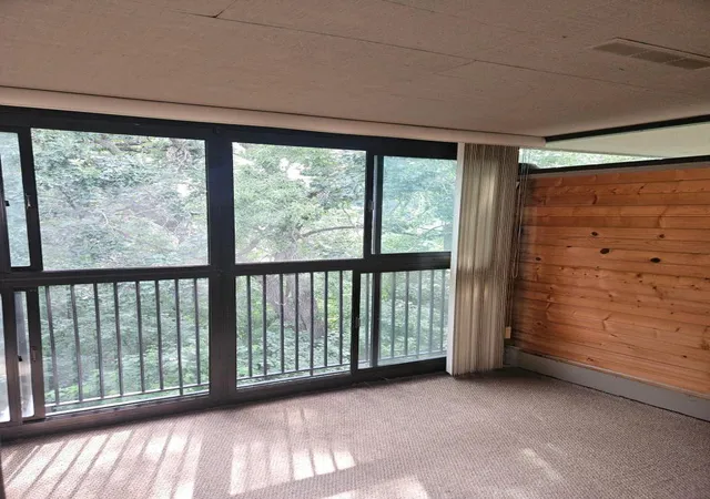Photo 4 of Condo for sale at 1855 Silver Bell Rd #314, Saint Paul, MN 55122 | MLS# 7109978 | Listing updated on 2026-08-28