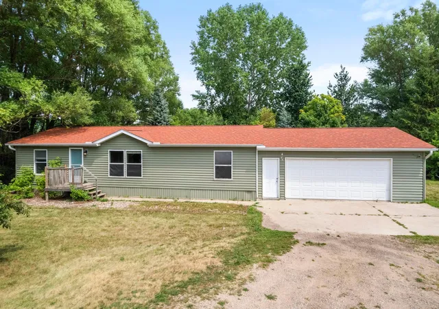 1st image of 3286 County Road 5 Nw, Annandale, MN 55302 | MLS# 7109984