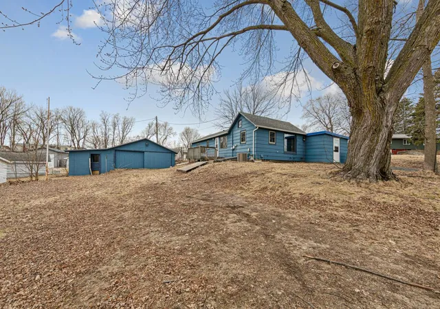 Single family home for sale at 101 State Hwy 60 E, Elysian, MN 56028 | MLS# 7110004