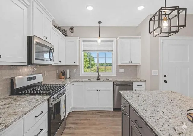 Photo 4 of Single family home for sale at 31740 Madison Rd, Lindstrom, MN 55045 | MLS# 7110008 | Listing updated on 2026-10-02