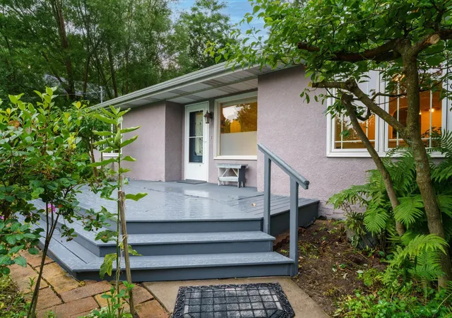 Photo 3 of Sale Pending at 1274 Amble Rd, Saint Paul, MN 55112 | MLS# 7110009 | Listing updated on 2026-09-30