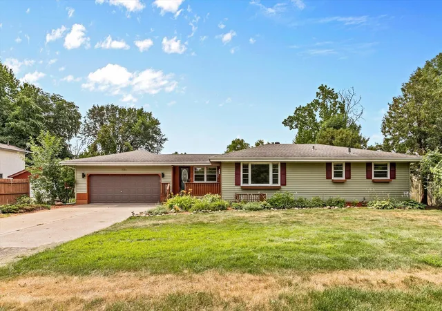 1st image of 1166 Main St, Circle Pines, MN 55014 | MLS# 7110014