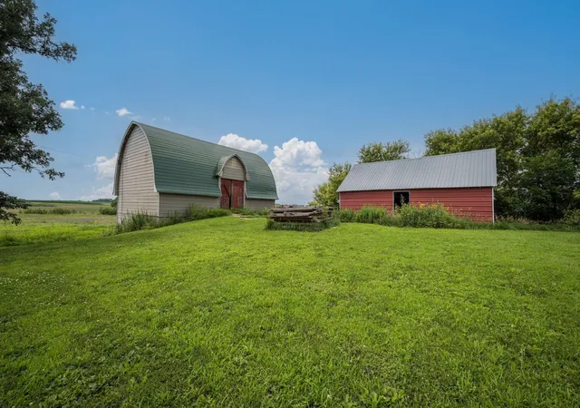 Photo 4 of Single family home for sale at 205 232nd Avenue, Fairmont, MN 56031 | MLS# 7110028 | Listing updated on 2026-08-24