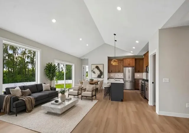 1st image of 1732 Spruce St, Farmington, MN 55024 | MLS# 7110047
