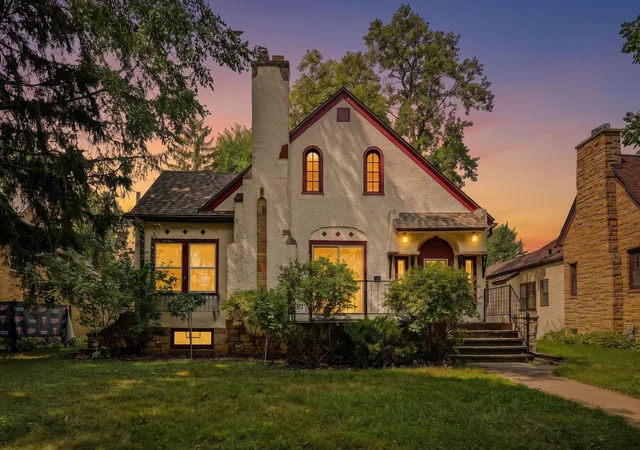 Photo 2 of Single family home for sale at 1211 Russell Ave N, Minneapolis, MN 55411 | MLS# 7110050 | Listing updated on 2026-09-03
