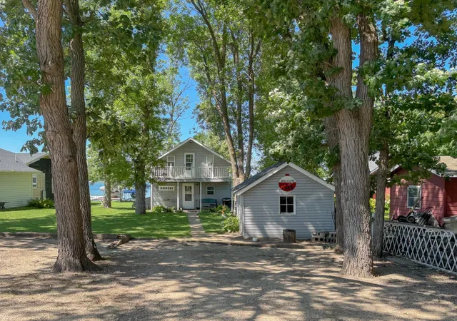 2nd image of 24932 Wall Lake Point Cir, Fergus Falls, MN 56537 | MLS# 7110078