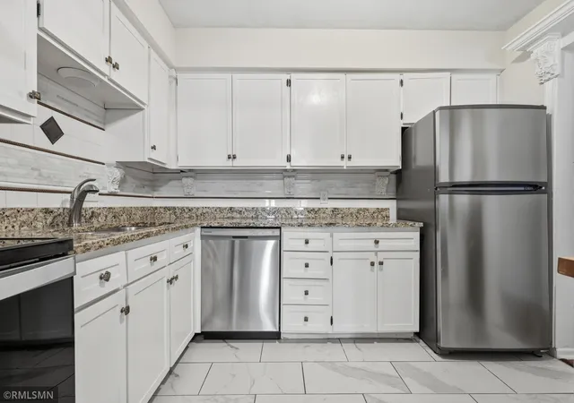 Photo 3 of Single family home for sale at 7211 W Franklin Ave, Minneapolis, MN 55426 | MLS# 7110080 | Listing updated on 2026-07-23