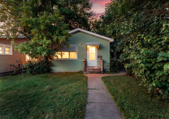 Photo 1 of Single family home for sale at 3822 Dupont Ave N, Minneapolis, MN 55412 | MLS# 7110129 | Listing updated on 2026-08-24