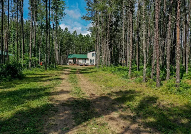 Photo 4 of Single family home for sale at 28391 County 109, Menahga, MN 56464 | MLS# 7110150 | Listing updated on 2026-08-27