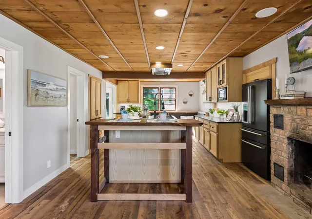 Photo 4 of Sale Pending at 18546 Langly Ave N, Marine On Saint Croix, MN 55047 | MLS# 7110156 | Listing updated on 2026-09-22